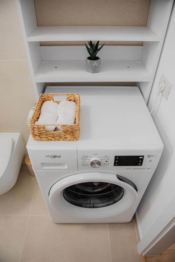 Modern Apartment In Timisoara Esterno foto