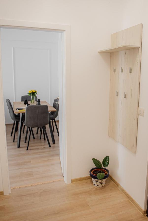 Modern Apartment In Timisoara Esterno foto